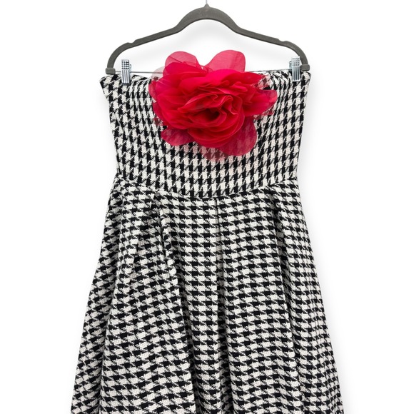 NWT Mac Duggal Ieena‎ Black White Strapless Boucle A Line Midi Dress W/3D Flower - Picture 7 of 15